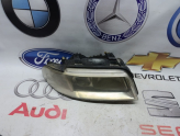 Oto Çıkma Parça / Audi / A4 / Far & Stop / Sağ Ön Far / Çıkma Parça 