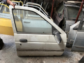 Oto Çıkma Parça / Ford / Escort / Kaporta & Karoser / Sağ Ön Kapı / Çıkma Parça 