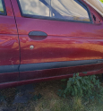 Oto Çıkma Parça / Renault / Megane / Kaporta & Karoser / Sağ Ön Kapı / Çıkma Parça 