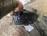 Oto Çıkma Parça / Volkswagen / Bora / Kaporta & Karoser / Kapı Kilidi / Çıkma Parça 