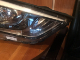 Oto Çıkma Parça / Hyundai / Tucson / Far & Stop / Sağ Ön Far / Çıkma Parça 
