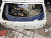 Opel Corsa bagaj kapağı