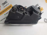Oto Çıkma Parça / Volkswagen / Passat / Far & Stop / Sağ Ön Far / Çıkma Parça 