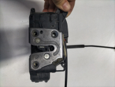 Oto Çıkma Parça / Renault / Kangoo / Kaporta & Karoser / Kapı Kilidi / Çıkma Parça 