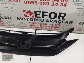 Oto Çıkma Parça / Honda / Civic / Tampon / Izgara Çıtası / Çıkma Parça 