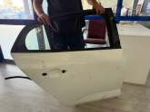 Oto Çıkma Parça / Renault / Megane / Kaporta & Karoser / Sağ Arka Kapı / Çıkma Parça 