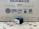 Oto Çıkma Parça / Volkswagen / Transporter / Oto Cam / Cam Düğmesi / Sıfır Parça 