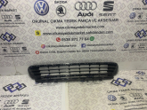 Vw Golf 13-17 Tampon Izgarası Orta 5G0853677A