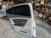 Oto Çıkma Parça / Renault / Fluence / Kaporta & Karoser / Sol Ön Kapı / Çıkma Parça 