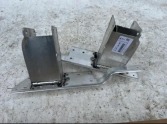 BMW X5 F15 - X6 F16 TAMPON BRAKETİ ÖN SOL 51647294507