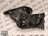 Oto Çıkma Parça / Land Rover / Range Rover / Far & Stop / Sağ Ön Far / Sıfır Parça 
