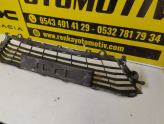 Oto Çıkma Parça / Renault / Megane / Tampon / Orta Izgara / Çıkma Parça 
