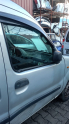 renault kangoo sağ ön kapı dolu
