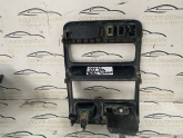 Oto Çıkma Parça / Mazda / 323 / Koltuk & Döşeme / Orta Konsol / Çıkma Parça 