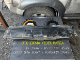 Oto Çıkma Parça / Ford / C-Max / Oto Cam / Ön Cam Izgarası / Çıkma Parça 
