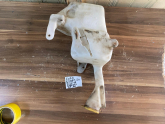 Oto Çıkma Parça / Ford / Escort / Oto Cam / Su Fıskiyesi / Çıkma Parça 