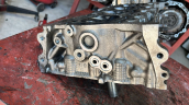 Oto Çıkma Parça / Toyota / Corolla / Motor / Silindir Kapağı / Çıkma Parça 