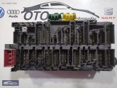 Oto Çıkma Parça / Volkswagen / Passat / Elektrik / Sigorta Kutusu / Çıkma Parça 