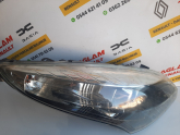 Oto Çıkma Parça / Renault / Megane / Far & Stop / Sağ Ön Far / Çıkma Parça 