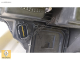 Oto Çıkma Parça / Renault / Megane / Far & Stop / Sağ Ön Far / Çıkma Parça 