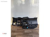 Oto Çıkma Parça / Peugeot / 208 / Göğüslük & Torpido / Komple Torpido / Çıkma Parça 