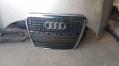 2013 audi A8 ön Panjur  çıkma parçalar