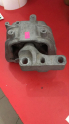 VOLKSWAGEN PASSAT JETTA CADDY MOTOR TAKOZU SAĞ 1K0199262