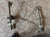 Oto Çıkma Parça / Peugeot / Partner / Oto Cam / Cam Krikosu / Çıkma Parça 