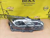 Oto Çıkma Parça / Toyota / Corolla / Far & Stop / Sağ Ön Far / Sıfır Parça 