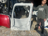 Oto Çıkma Parça / Mercedes / Actros / Kaporta & Karoser / Sağ Ön Kapı / Çıkma Parça 