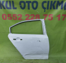toyota coralla sağ arka kapı