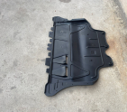 Oto Çıkma Parça / Volkswagen / Golf / Tampon / Alt Muhafaza / Sıfır Parça 