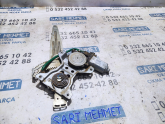 Oto Çıkma Parça / Mitsubishi / L200 / Oto Cam / Cam Krikosu / Çıkma Parça 