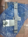 Dacia duster arka cam kriko sağ mekanik 8200733830