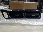 Oto Çıkma Parça / Audi / Q5 / Göğüslük & Torpido / Havalandırma Izgaraları / Sıfır Parça 