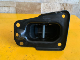 Oto Çıkma Parça / Volkswagen / Golf / Motor / Bağlantı Braketi / Çıkma Parça 