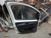 Oto Çıkma Parça / Fiat / Fiorino / Kaporta & Karoser / Sol Ön Kapı / Çıkma Parça 
