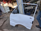 Oto Çıkma Parça / Mazda / E-2200 / Kaporta & Karoser / Sol Ön Kapı / Çıkma Parça 
