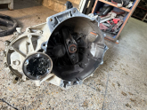Oto Çıkma Parça / Volkswagen / Jetta / Şanzıman / Şanzıman Komple / Çıkma Parça 