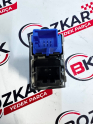 Oto Çıkma Parça / Volkswagen / Golf / Elektrik / Dörtlü Flaşör Düğmesi / Çıkma Parça 