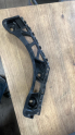 VOLKSWAGEN TİGUAN SOL ARKA TAMPON BRAKETİ 5NA807393