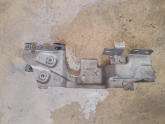 RENAULT TRAFİC 3 TURBO ELEKTROVANA BRAKETİ 320932448R