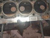 Oto Çıkma Parça / Renault / R 9 / Motor / Silindir Kapağı / Çıkma Parça 