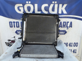 TG422136-9640 Toyota Hilux 2.4 4x4 Euro 6 Radyatör Seti ORJİNAL