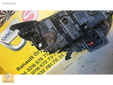 Oto Çıkma Parça / Renault / Megane / Far & Stop / Sağ Ön Far / Çıkma Parça 