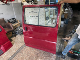 Oto Çıkma Parça / Mitsubishi / L300 / Kaporta & Karoser / Sol Sürgülü Kapı / Çıkma Parça 