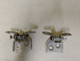 Oto Çıkma Parça / Dacia / Duster / Kaporta & Karoser / Kapı Menteşesi / Çıkma Parça 