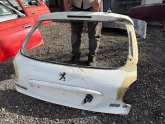 Oto Çıkma Parça / Peugeot / 206 / Kaporta & Karoser / Bagaj Kilidi / Çıkma Parça 