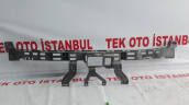 Oto Çıkma Parça / Mercedes / E Serisi / Tampon / Tampon Braketi / Çıkma Parça 