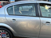 Oto Çıkma Parça / Opel / Astra / Kaporta & Karoser / Sağ Arka Kapı / Çıkma Parça 